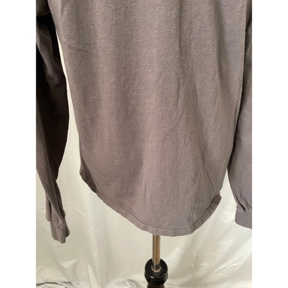 Legendary Gray Long Sleeve Graphic Tee - Picture 5 of 15